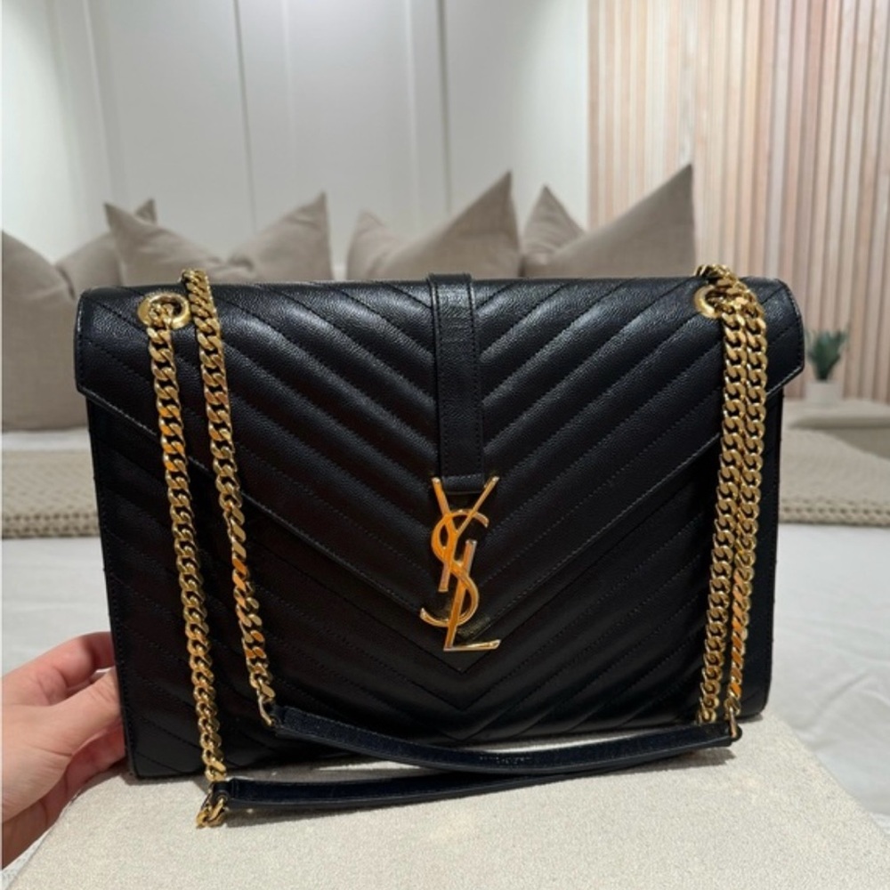 MUST HAVE YSL GORGEOUS HANDBAG!